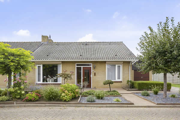 Anna van Bourgondiestraat 4 - Sint Annaland
