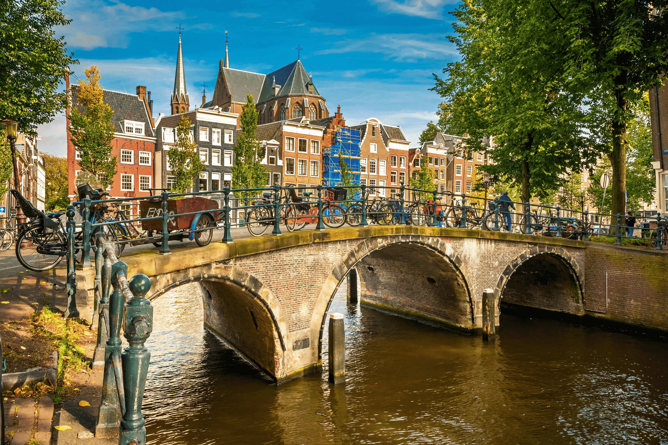 Selling your house in Amsterdam? Top tips for a quick and efficient sale