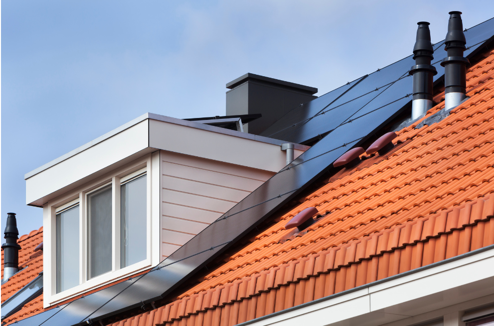 Selling your house in Amsterdam: what are the real benefits of making it more sustainable?