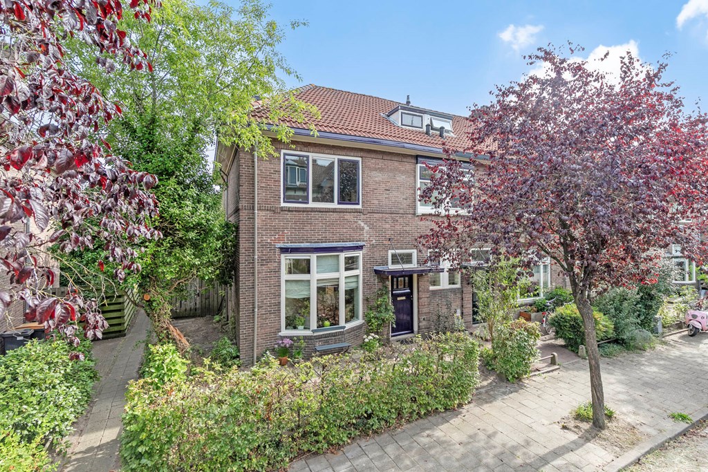 Verkocht: Alexander Hegiusstraat 16 , Deventer