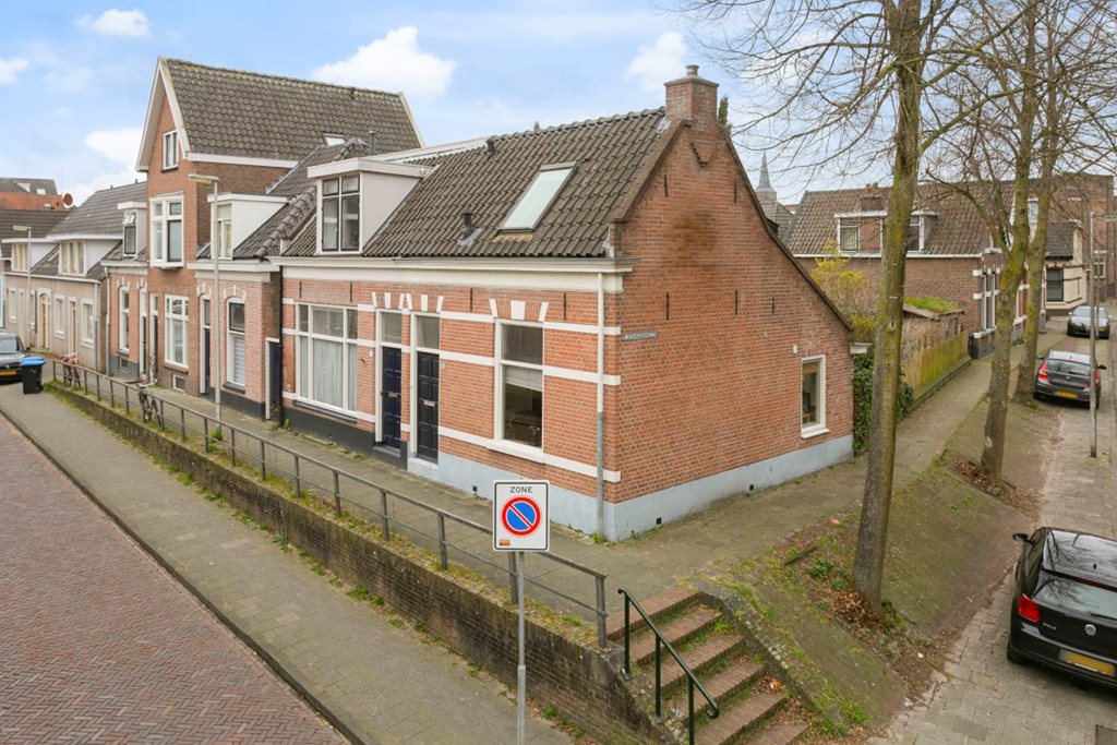 Aangekocht:  , Deventer