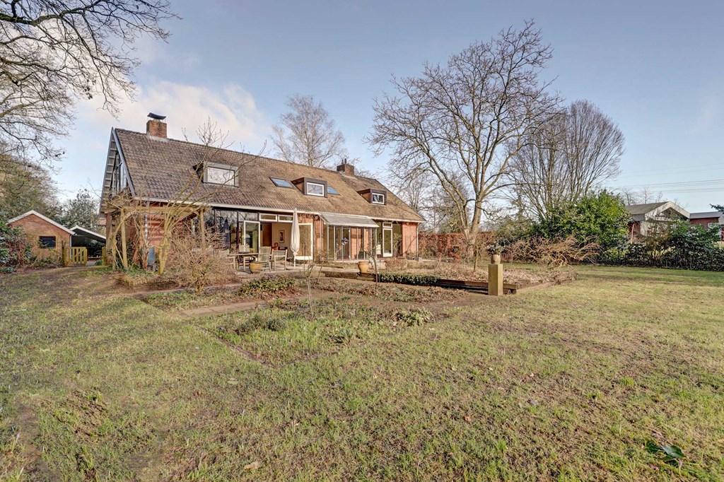 Verkocht: Burg. Arriensweg 38, Diepenveen