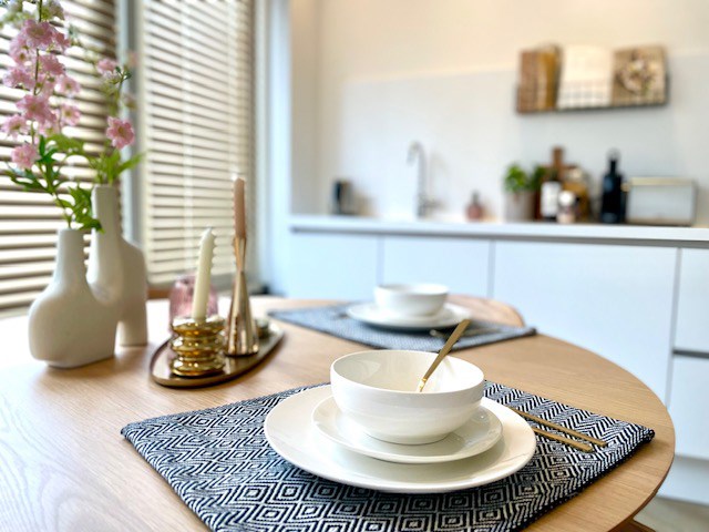 Find your (temporary) dream home now!