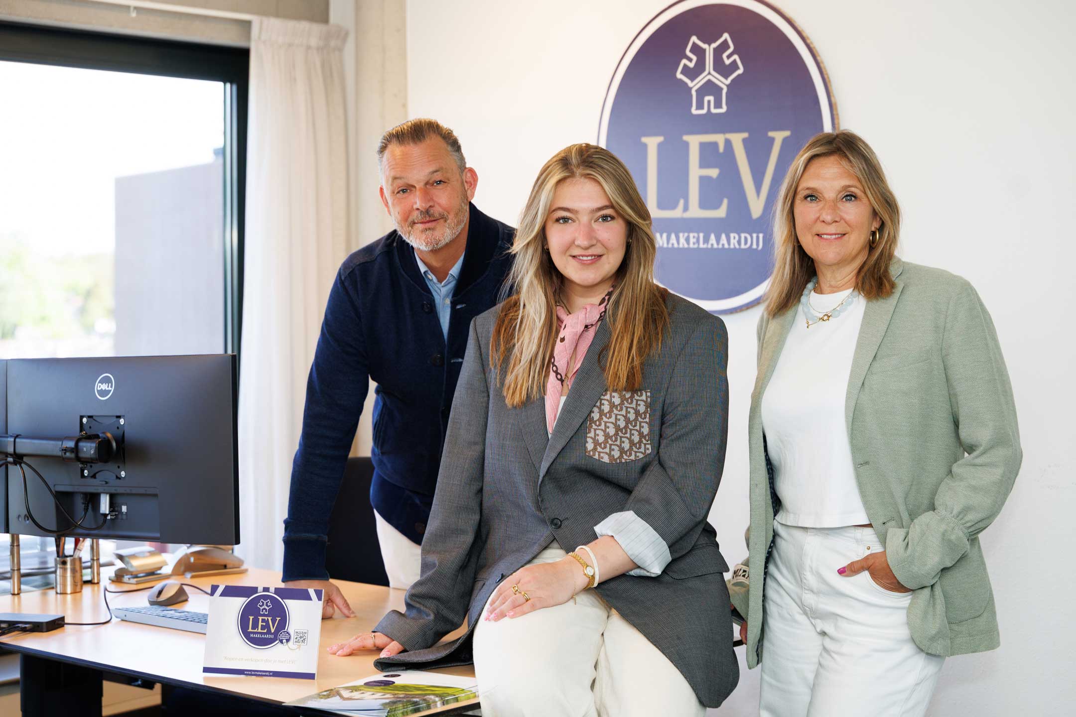 LEV Makelaardij, try us and find out!