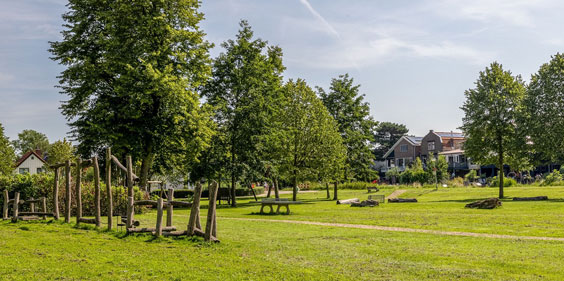 Op zoek naar een makelaar in Puttershoek? 