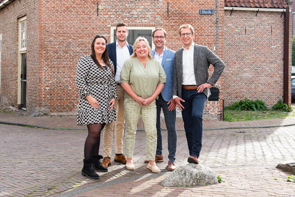 Bij Drenth Makelaars weten we dat je zelfverzekerd wilt zijn bij het kopen of verkopen van je huis.