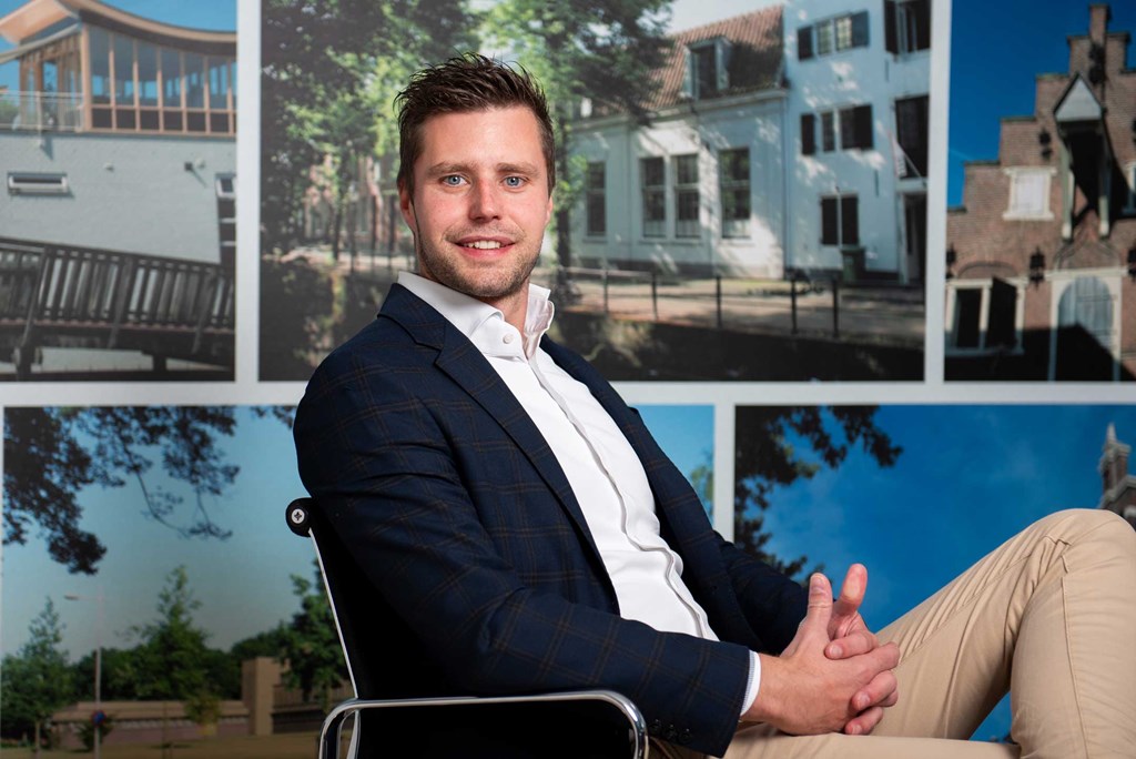 Portret Tom Scheffer