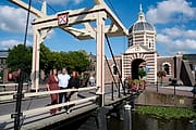 Welkom bij ADOMU – Jouw partner in wonen en vastgoed