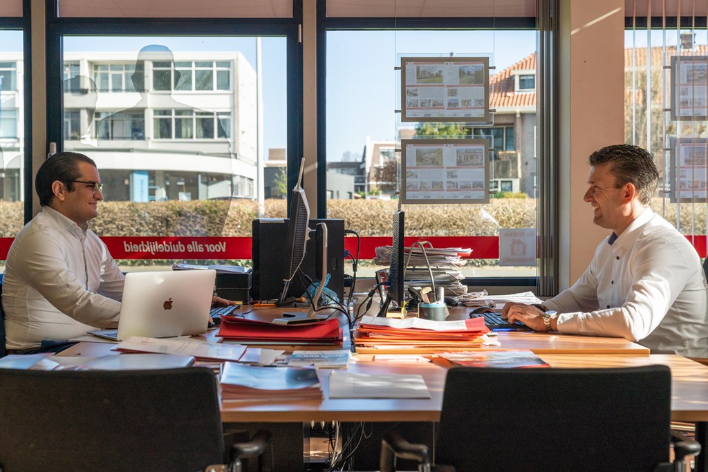 Een makelaar met regionale impact